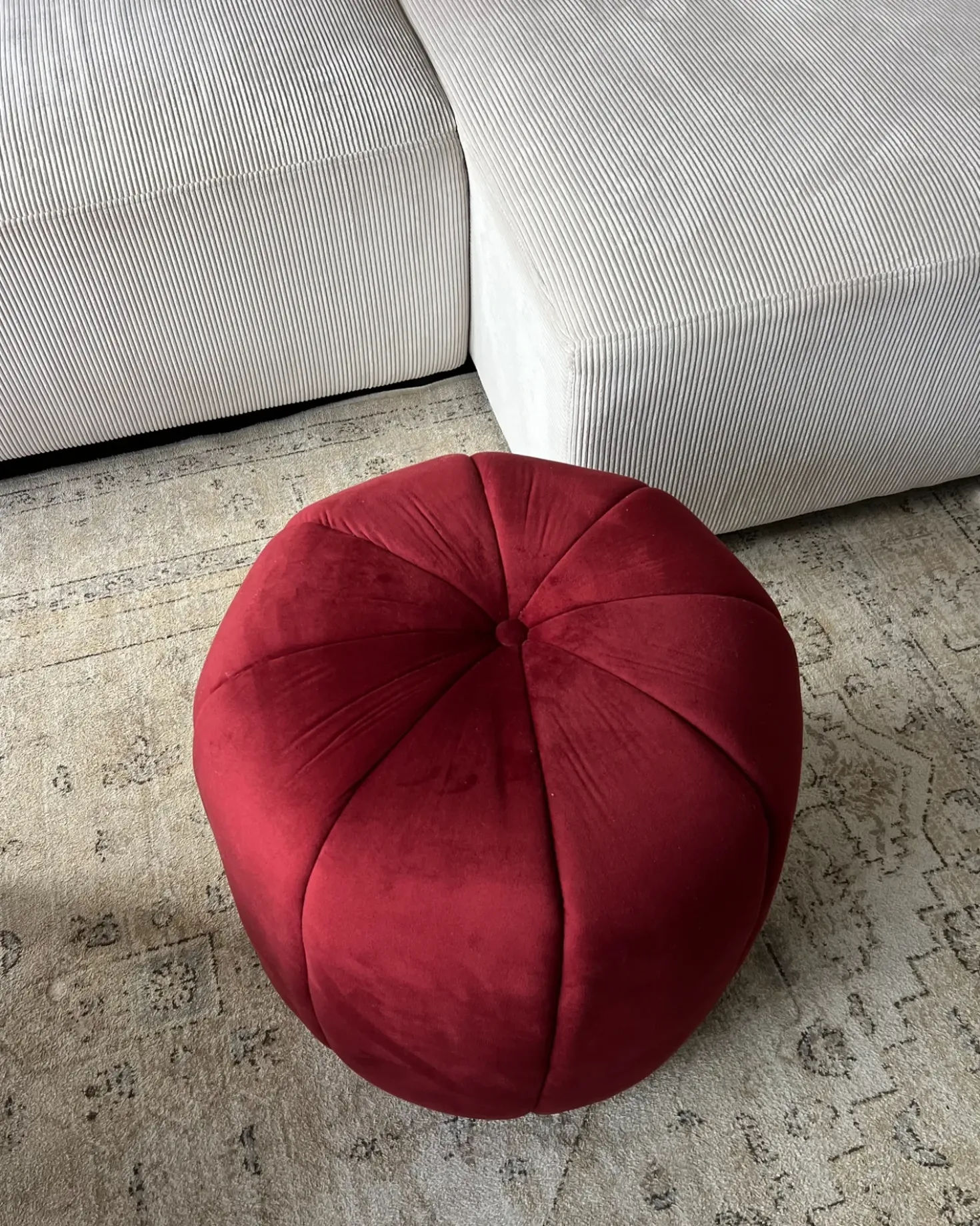 Puf SELBY Velour Mørkerød