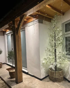 Udendørs dekoration LED GRENIVIK Juletræ 245 cm Hvid