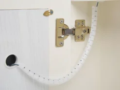 Vægmonteret spejlskab til badeværelset LED CHABUNCO 60 cm 60 cm Hvid